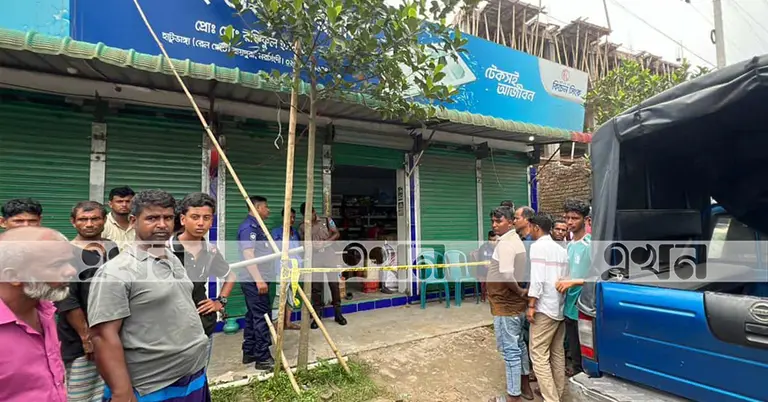 নিহত ব্যবসায়ীর দোকান